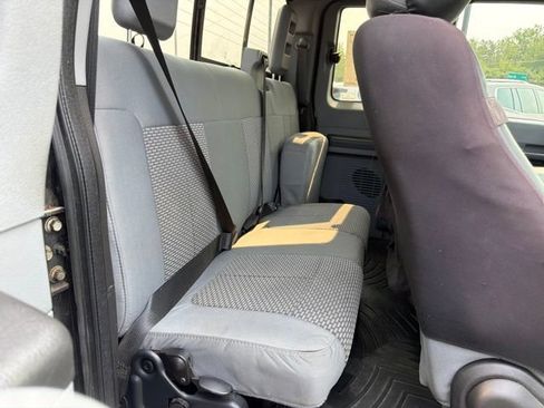 Used 2015 Ford F250 XLT w/ XLT Premium Package AWD/4WD image 12