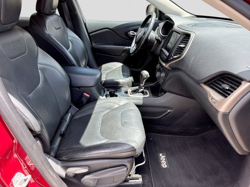 Used 2016 Jeep Cherokee Limited w/ Trailer Tow Group FWD image 23