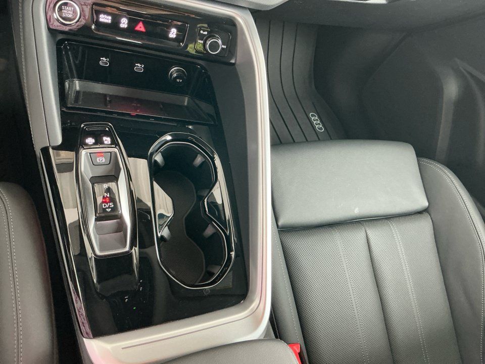 Used 2025 Audi Q5 Premium Plus AWD/4WD image 18