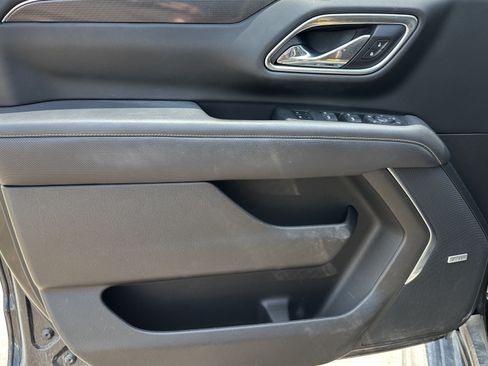 Used 2021 GMC Yukon AT4 w/ AT4 Premium Package AWD/4WD image 16