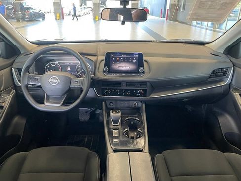 Certified 2025 Nissan Rogue S FWD image 11