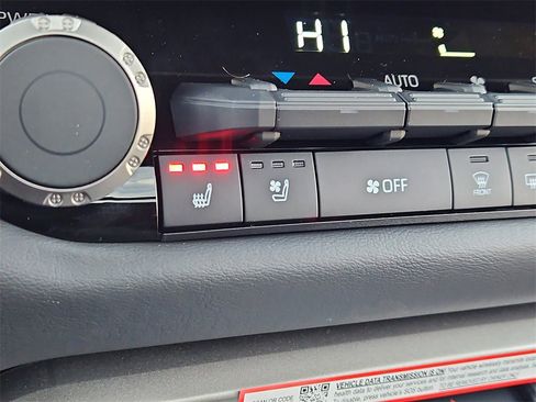 New 2026 Toyota Tundra Platinum image 15