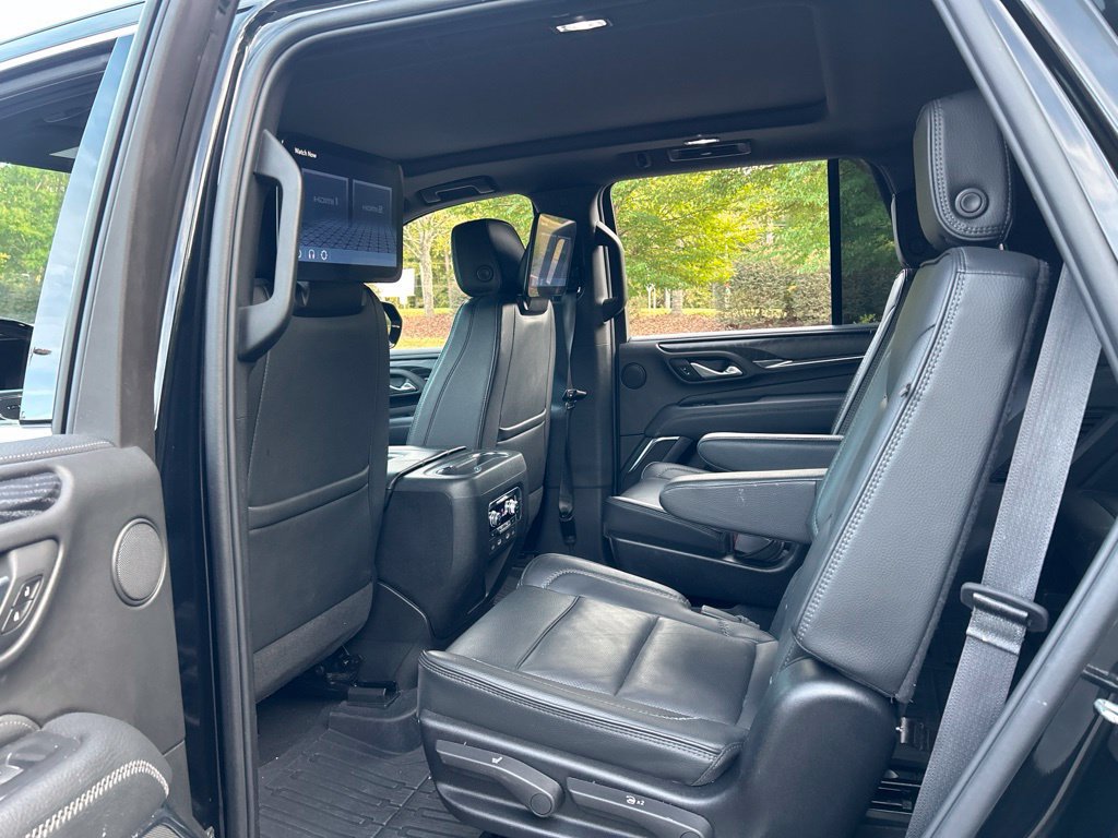 Used 2023 GMC Yukon Denali w/ Advanced Technology Package AWD/4WD image 45