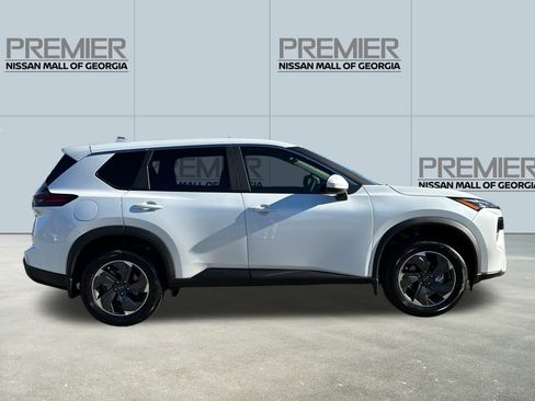 New 2026 Nissan Rogue SV image 4