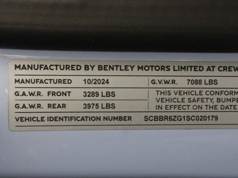 New 2025 Bentley Flying Spur Plug-In Hybrid image 17