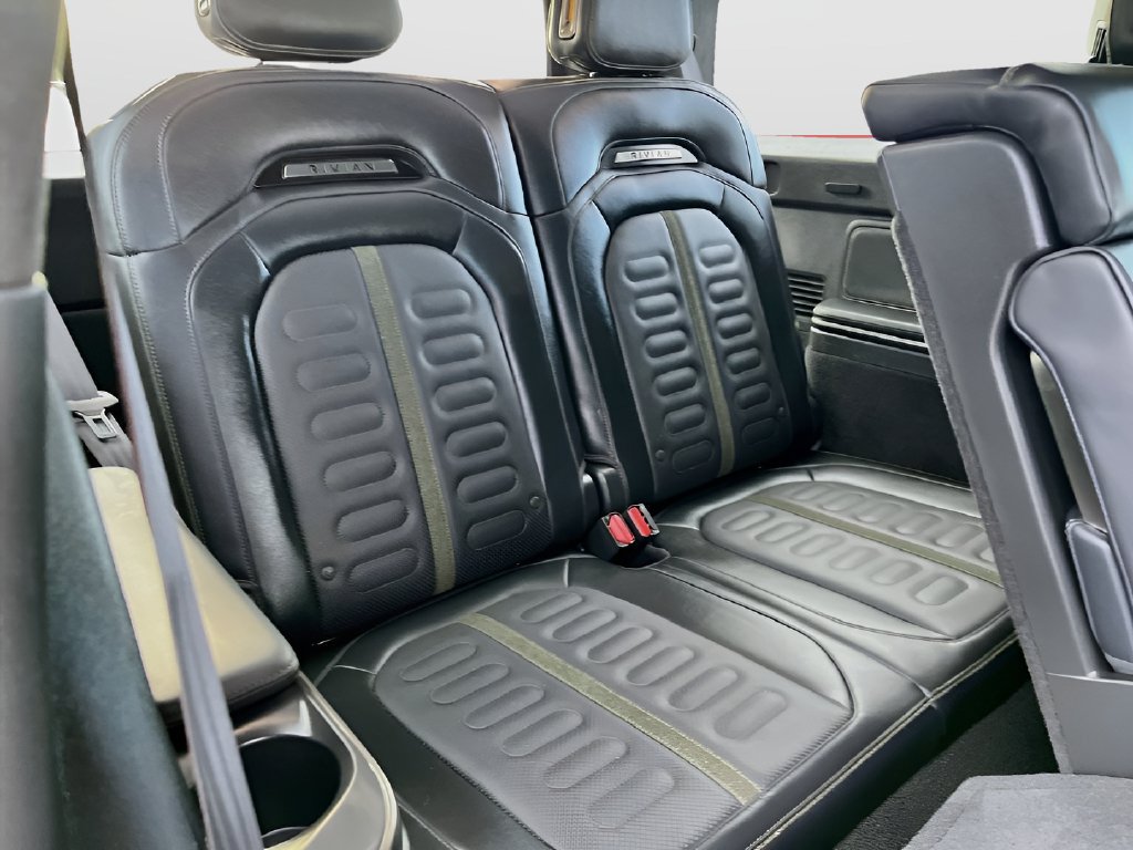 Used 2024 Rivian R1S Adventure Dual AWD/4WD image 26