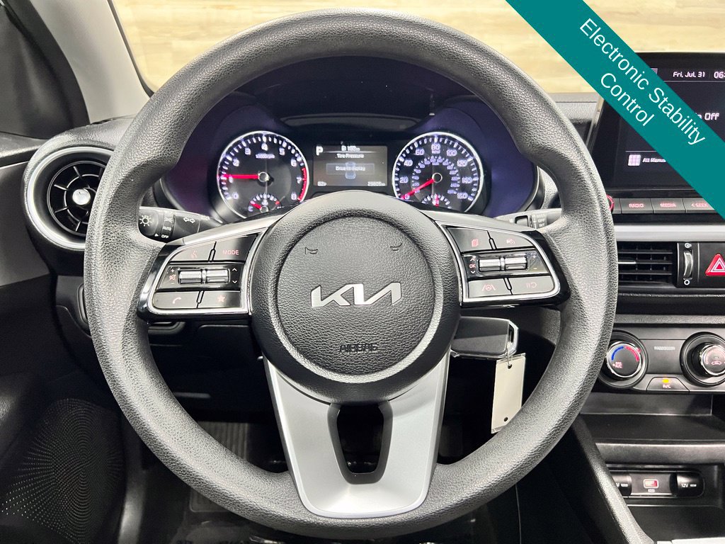 Used 2023 Kia Forte LXS FWD image 4