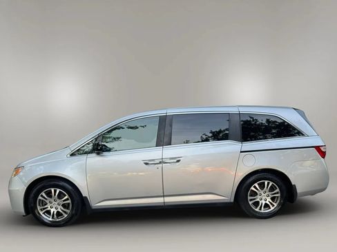 Used 2013 Honda Odyssey EX-L image 2