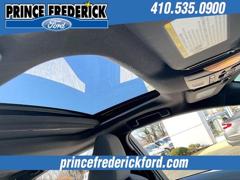 Used 2020 Toyota Corolla SE image 21