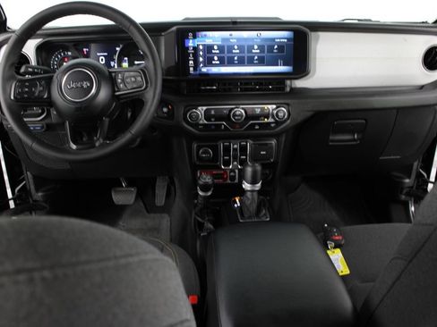 Used 2025 Jeep Wrangler Unlimited Sport S 4xe AWD/4WD image 9