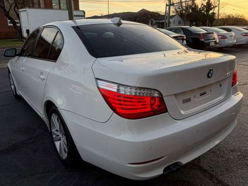 Used 2010 BMW 528i xDrive Sedan image 2