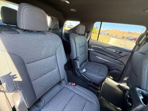 New 2026 Chevrolet Traverse LT w/ Driver Confidence Package image 15