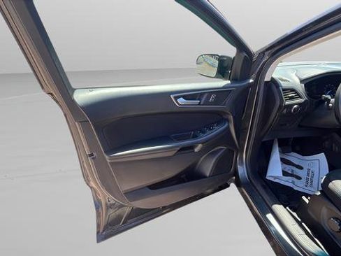 Used 2015 Ford Edge SE AWD/4WD image 9