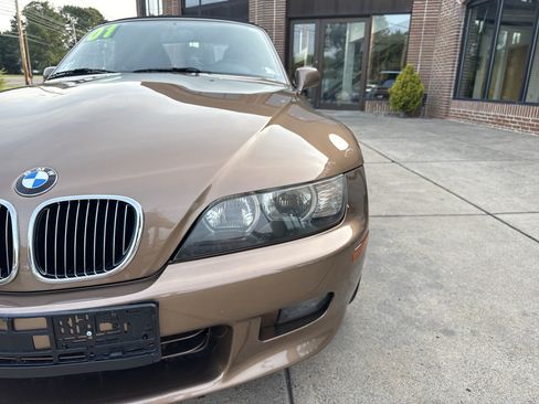 Used 2001 BMW Z3 3.0i RWD image 10