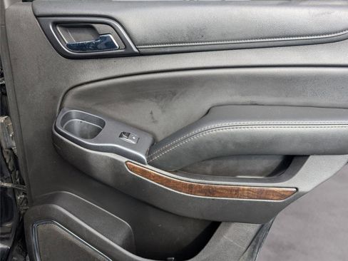 Used 2017 Chevrolet Tahoe LT image 36