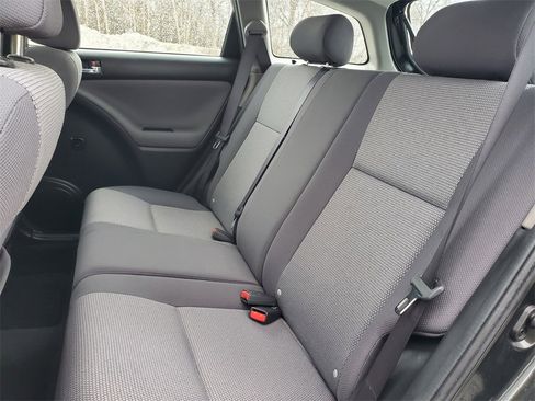 Used 2006 Toyota Matrix XR image 14