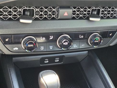 Used 2023 Honda Accord EX image 19