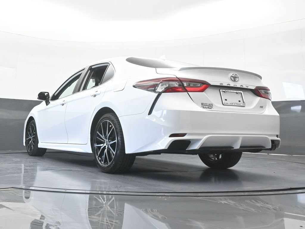 Used 2022 Toyota Camry SE w/ Convenience Package FWD image 58