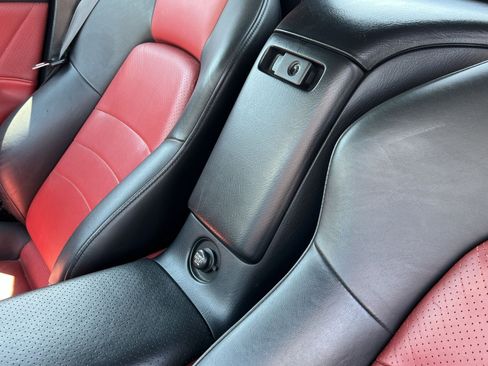 Used 2004 Honda S2000 image 27