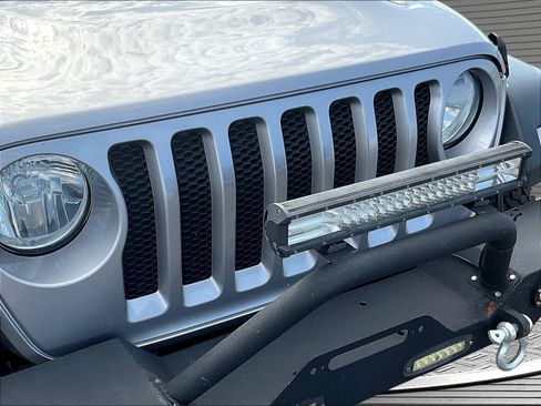 Used 2019 Jeep Wrangler Unlimited Sport S AWD/4WD image 26