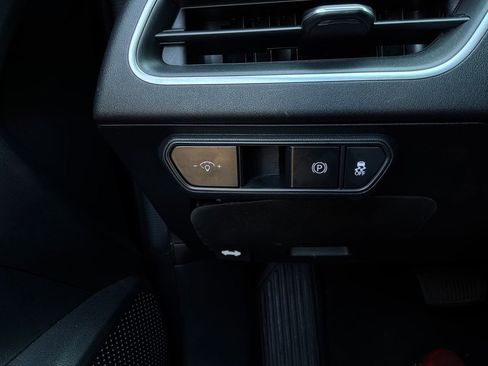 Used 2025 Kia K4 FWD image 21