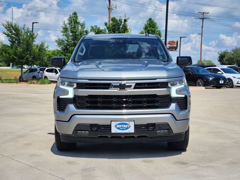 Used 2023 Chevrolet Silverado 1500 RST AWD/4WD image 2