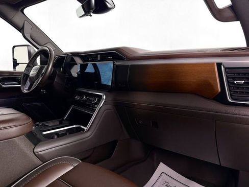 Used 2024 GMC Sierra 2500 Denali w/ Denali Reserve Package image 32