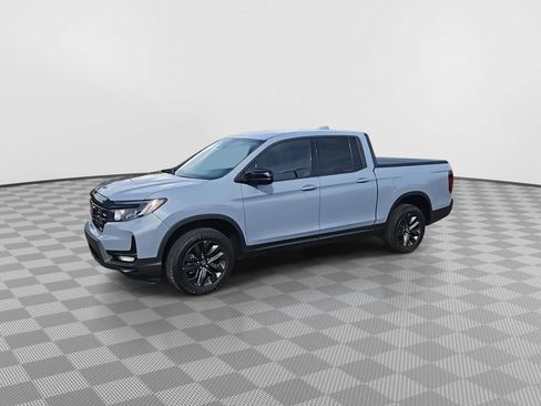 Used 2024 Honda Ridgeline Sport image 4