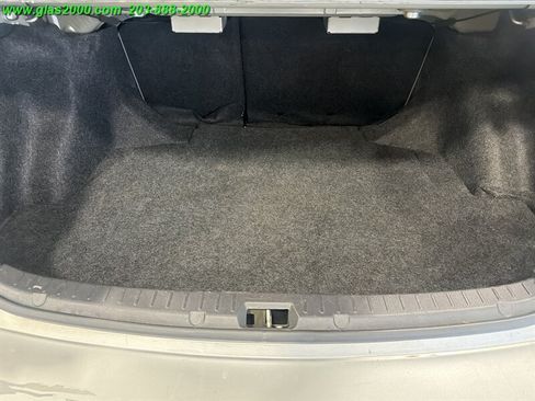Used 2013 Toyota Corolla L FWD image 9