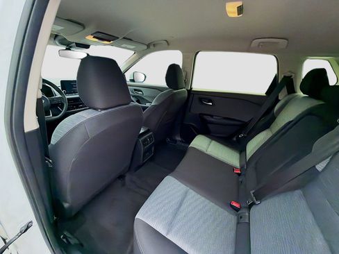 Used 2023 Nissan Rogue SV FWD image 22