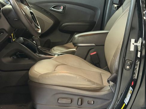 Used 2015 Hyundai Tucson GLS w/ Option Group 02 AWD/4WD image 13