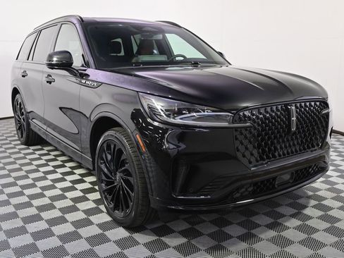 New 2026 Lincoln Aviator Reserve image 9