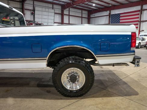 Used 1989 Ford F250 4x4 Regular Cab image 5