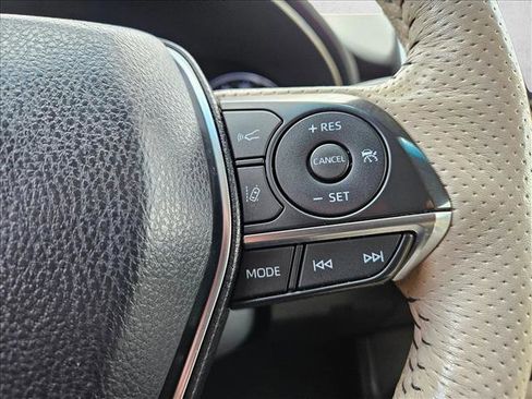 Used 2019 Toyota Avalon Limited w/ Advanced Safety Package image 13