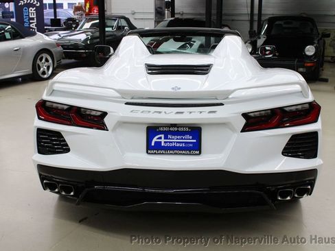 Used 2021 Chevrolet Corvette Stingray Premium Conv w/ Z51 Performance Package image 8