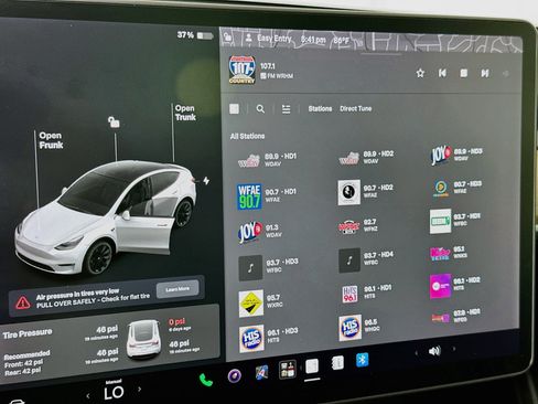 Used 2021 Tesla Model Y Long Range AWD/4WD image 19
