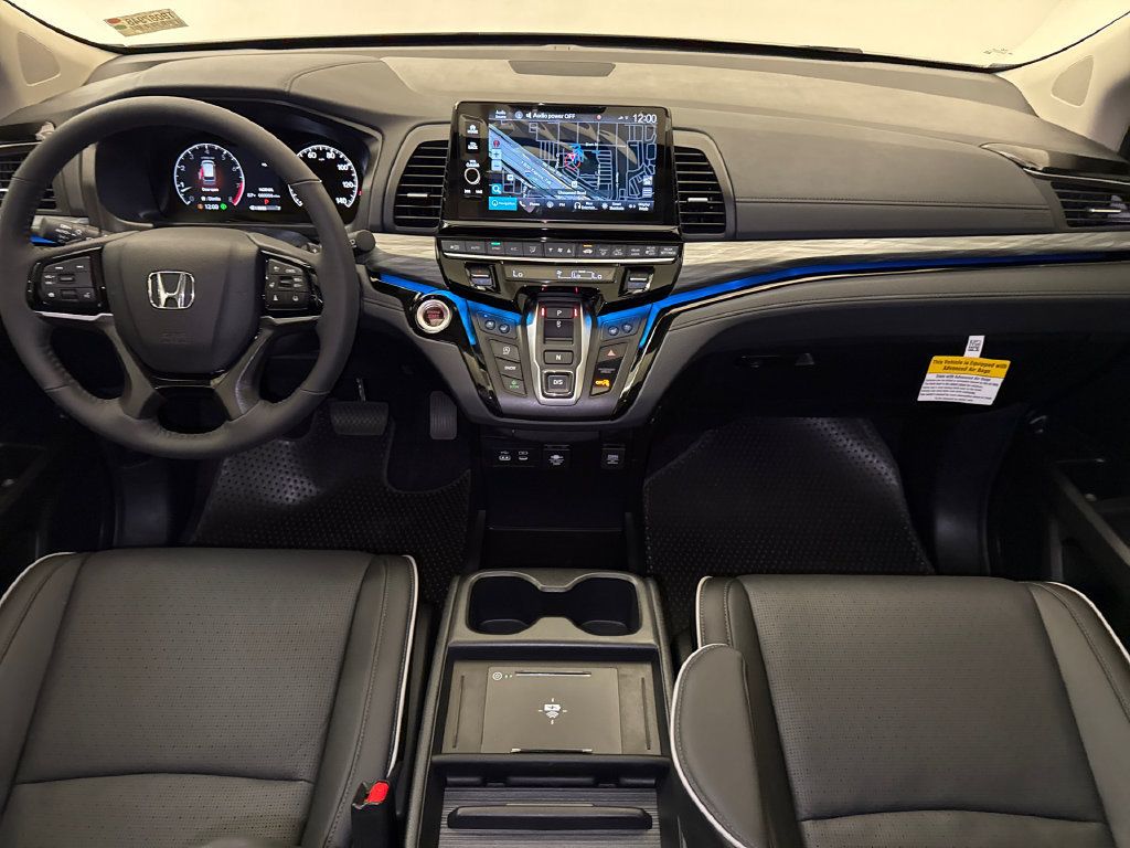 Used 2026 Honda Odyssey Elite image 13