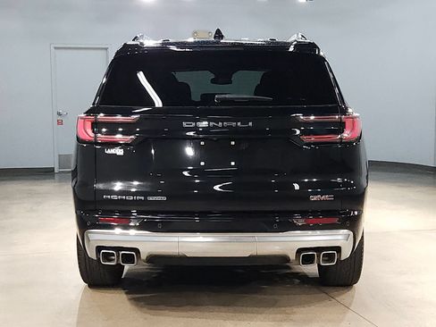 Used 2024 GMC Acadia Denali AWD/4WD image 6