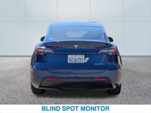 Used 2022 Tesla Model Y Long Range AWD/4WD image 8