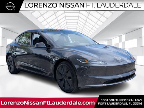 Used 2025 Tesla Model 3 Long Range image 1