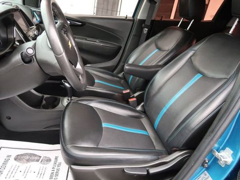Used 2020 Chevrolet Spark LT w/ Driver Confidence Package FWD image 5