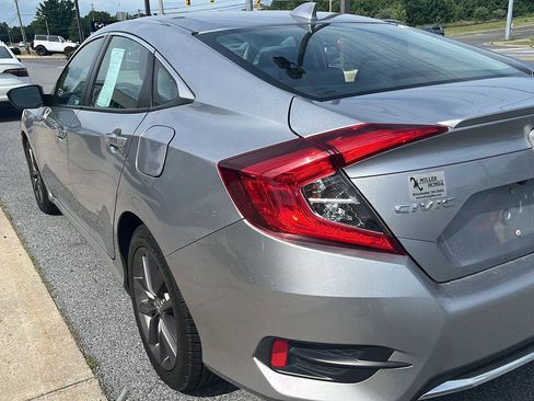 Used 2020 Honda Civic EX image 6
