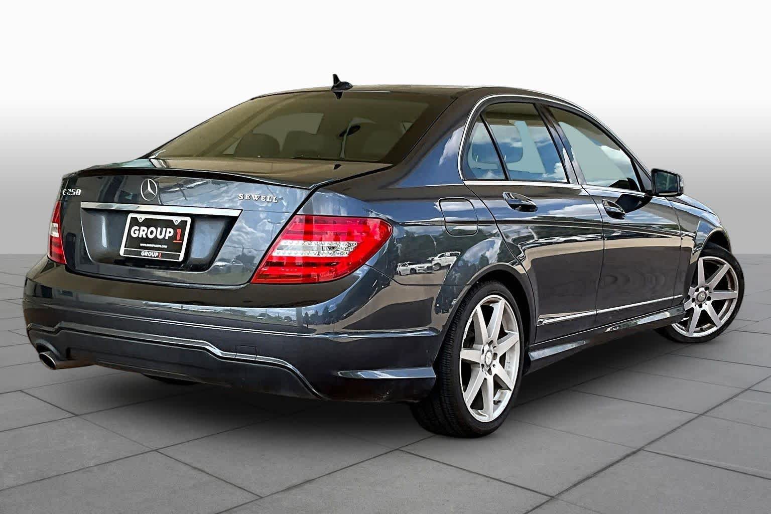 Used 2014 Mercedes-Benz C 250 Sedan image 11