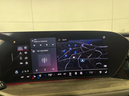 Used 2025 Audi Q5 Premium Plus w/ Premium Plus image 24