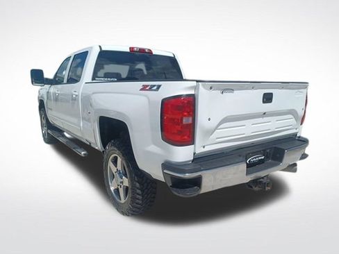 Used 2016 Chevrolet Silverado 2500 LT w/ LT Convenience Package AWD/4WD image 6