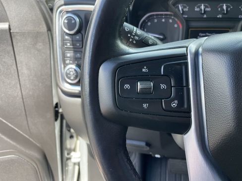Used 2019 GMC Sierra 1500 SLT w/ SLT Premium Package AWD/4WD image 17