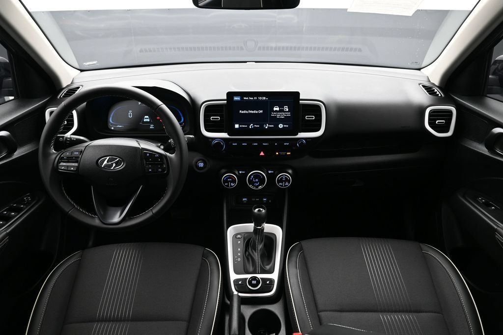 Certified 2026 Hyundai Venue SEL FWD image 13