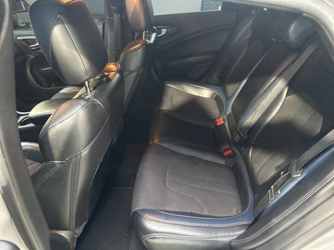Used 2015 Chrysler 200 S image 20