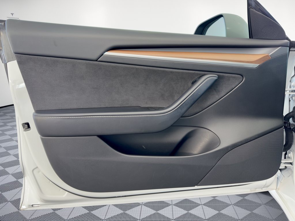 Used 2022 Tesla Model 3 RWD image 13