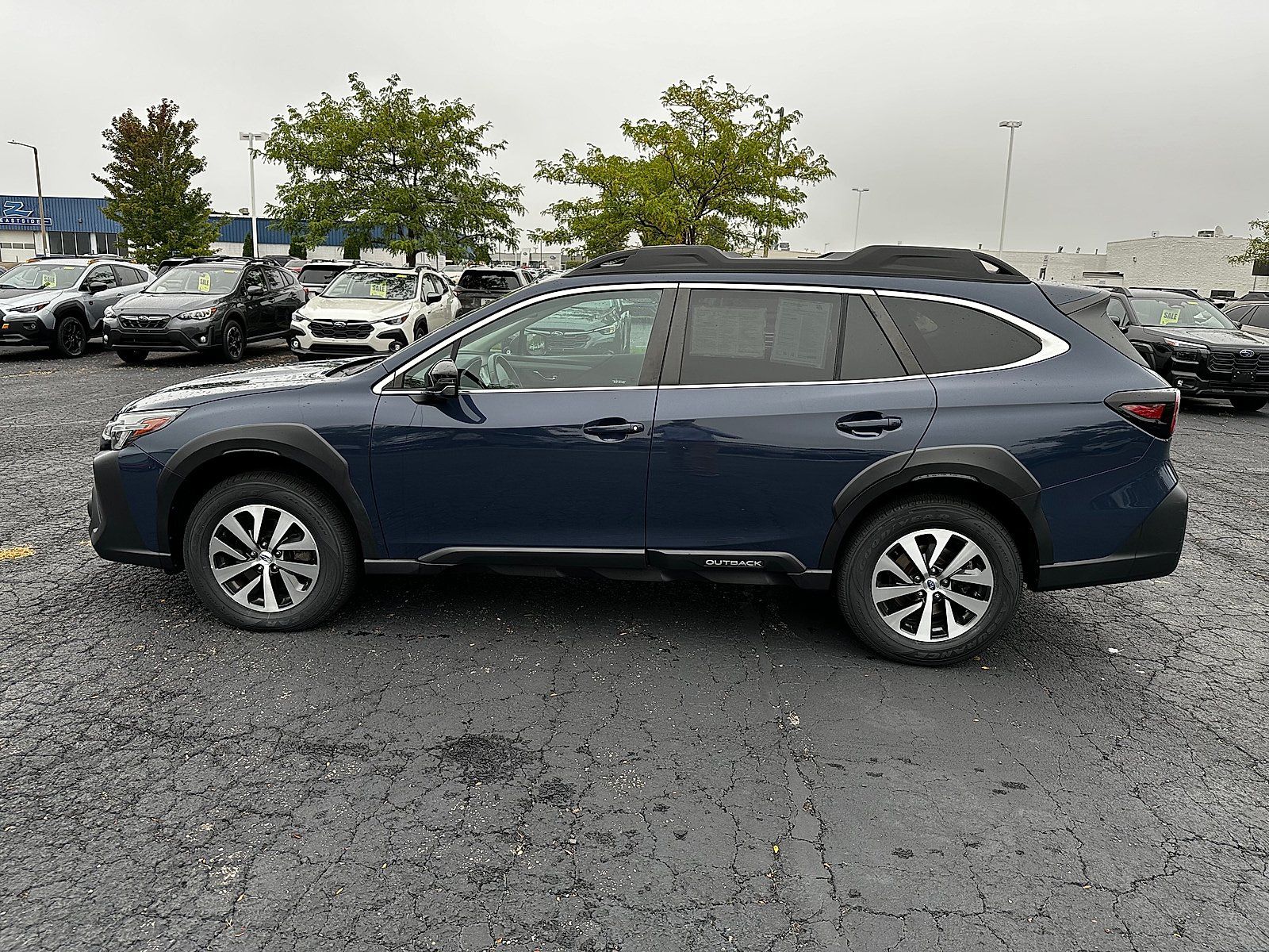 Certified 2023 Subaru Outback Premium w/ Popular Package #1 AWD/4WD image 6